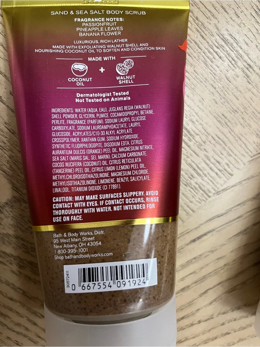 *BUNDLE* Bath & Body Works Bahamas Passionfruit & Banana Flower Body Scrubs